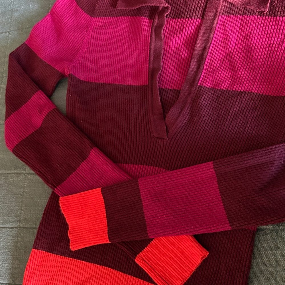 House of Harlow 1960 V-Neck Sweater -dark burgundy, magenta, dark orange stripes - Picture 3 of 6